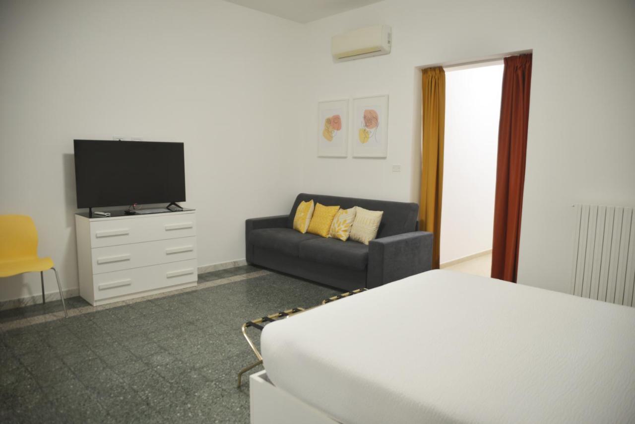לינה וארוחת בוקר ברינדיזי La Casa Di Eva מראה חיצוני תמונה